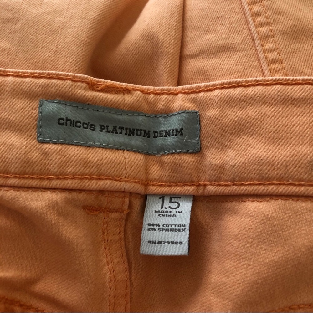 Chicos Stretch Denim Crop Jeans 1.5 - Picture 4 of 8